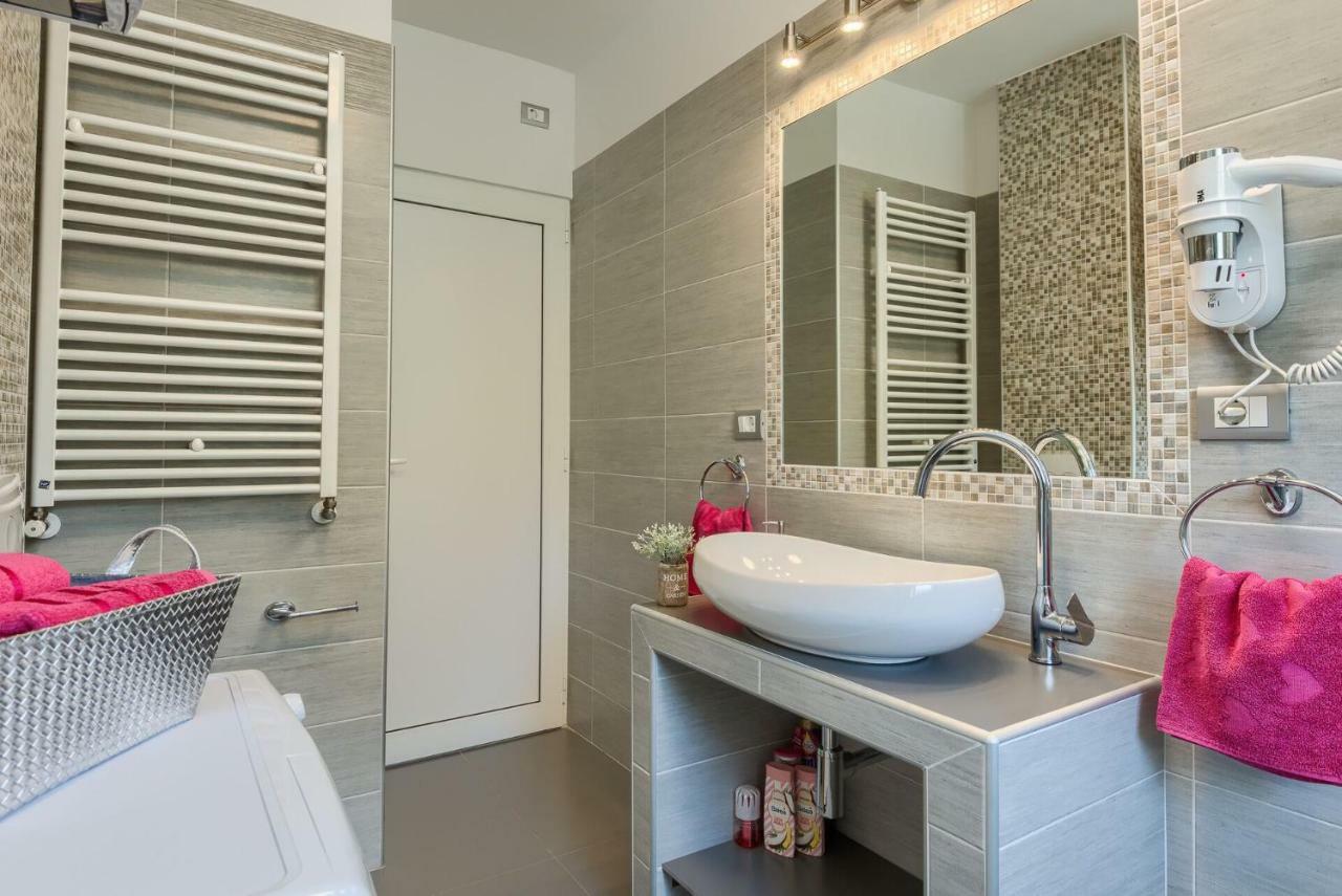 Esther Apartment Pula Zewnętrze zdjęcie